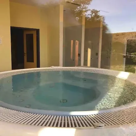 Villa Exclusive In Benahavis *