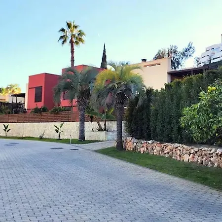 Exclusive In Benahavis Villa Estepona